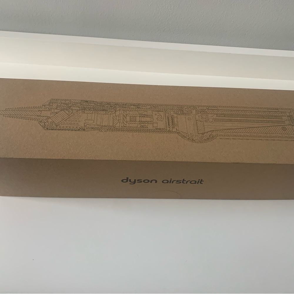 Dyson Airstraight